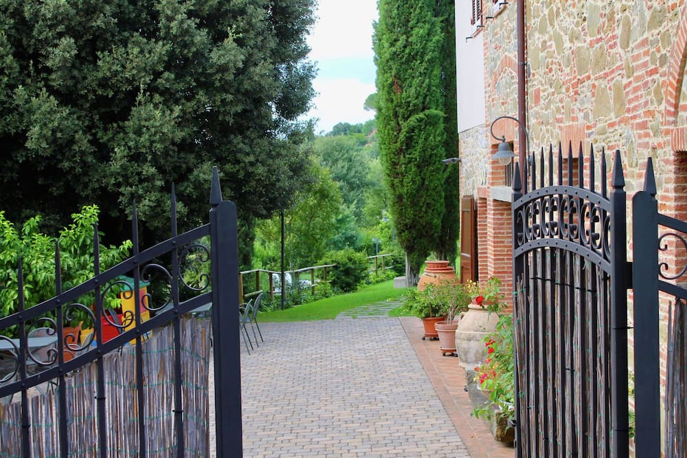 Photo of Outdoor in Popoltaio-Schiacciato