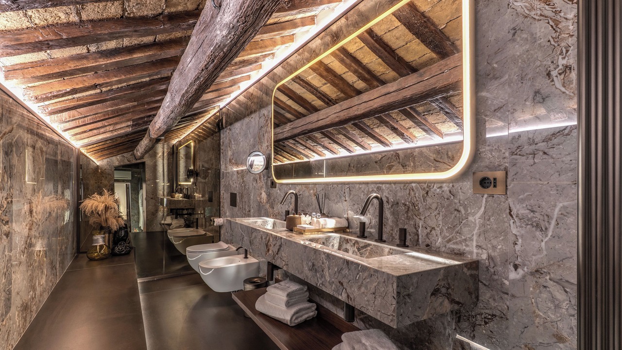 Photo of Bathroom in Rione VI Parione