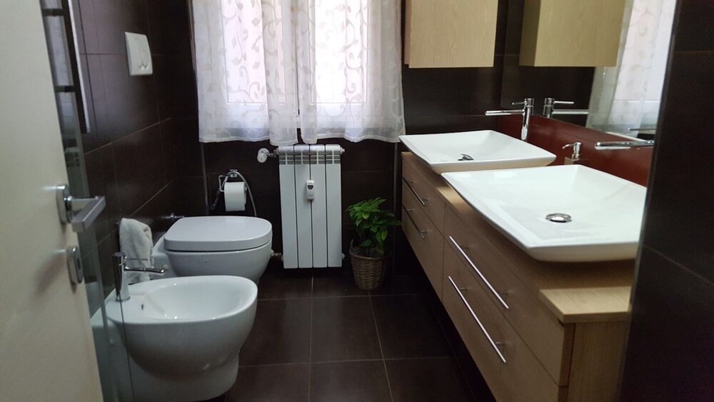 Photo of Bathroom in Cinecitta