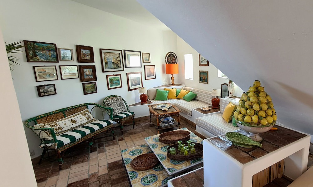 Photo of Livingroom in Ponza