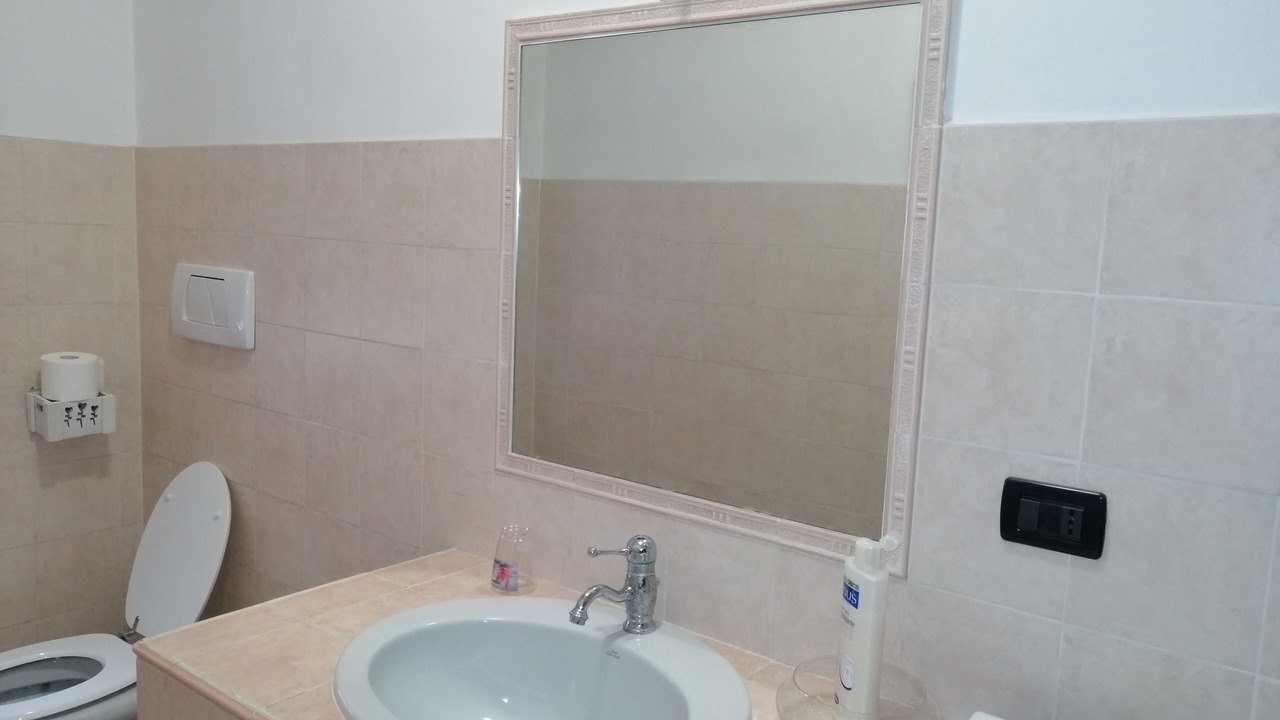 Photo of Bathroom in Tuscolano