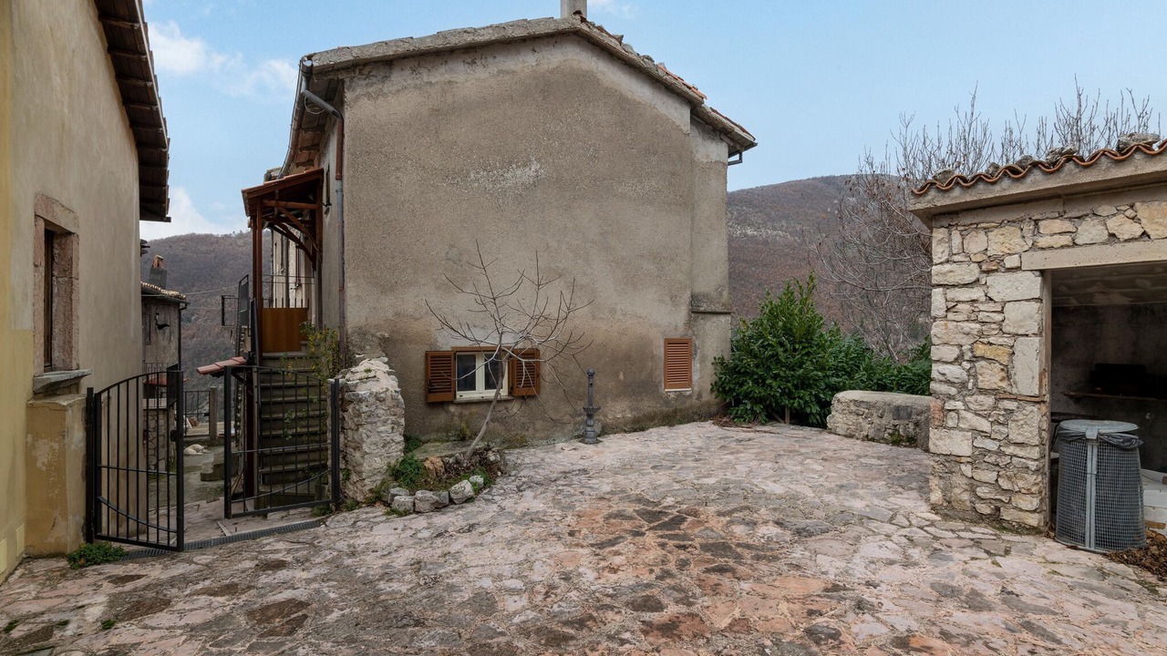 Photo of Outdoor in Polino