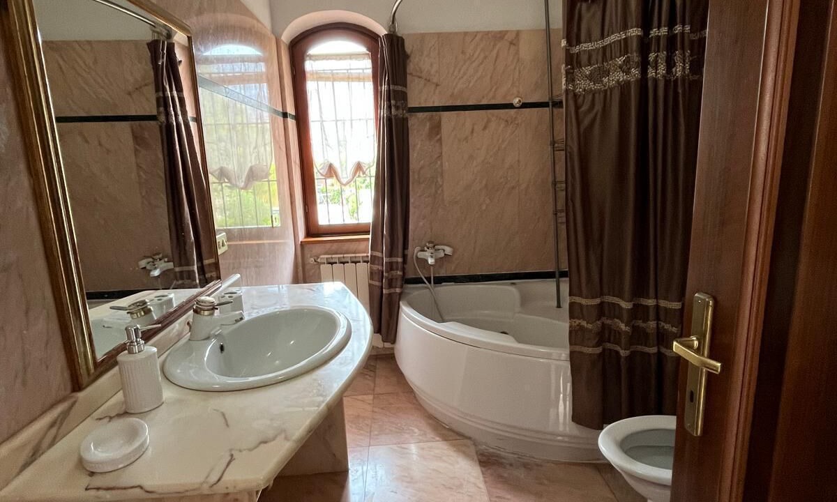 Photo of Bathroom in Minturno