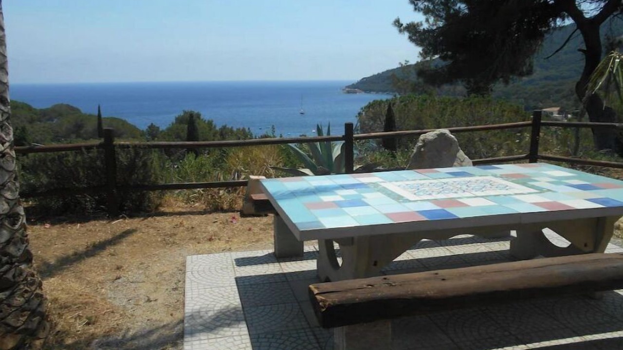 Photo of Outdoor in Naregno