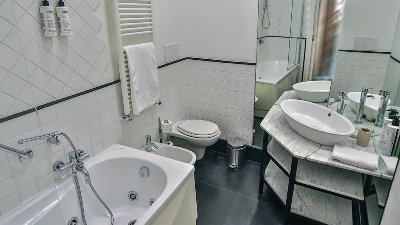 Photo of Bathroom in Rione IV Campo Marzio