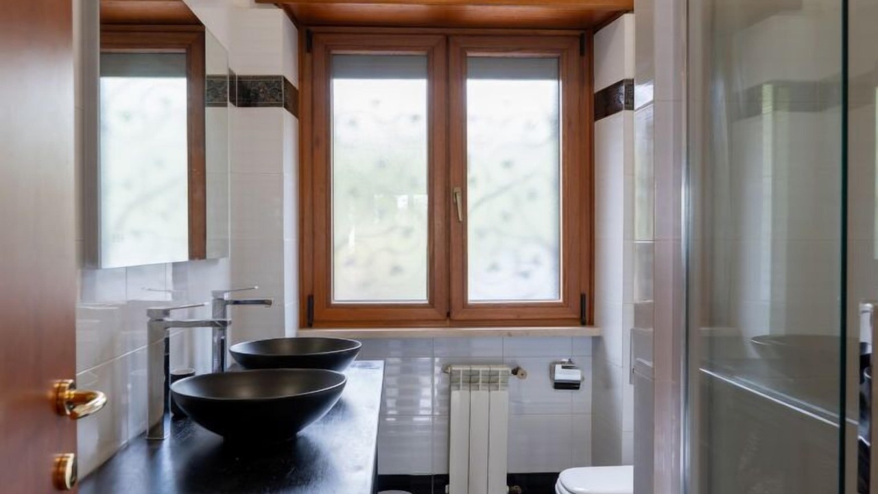 Photo of Bathroom in Lake Bracciano