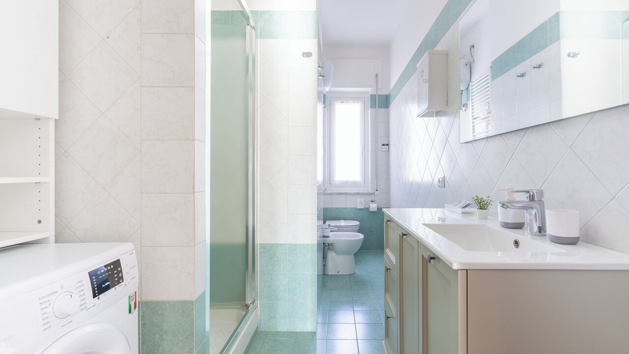 Photo of Bathroom in Universita