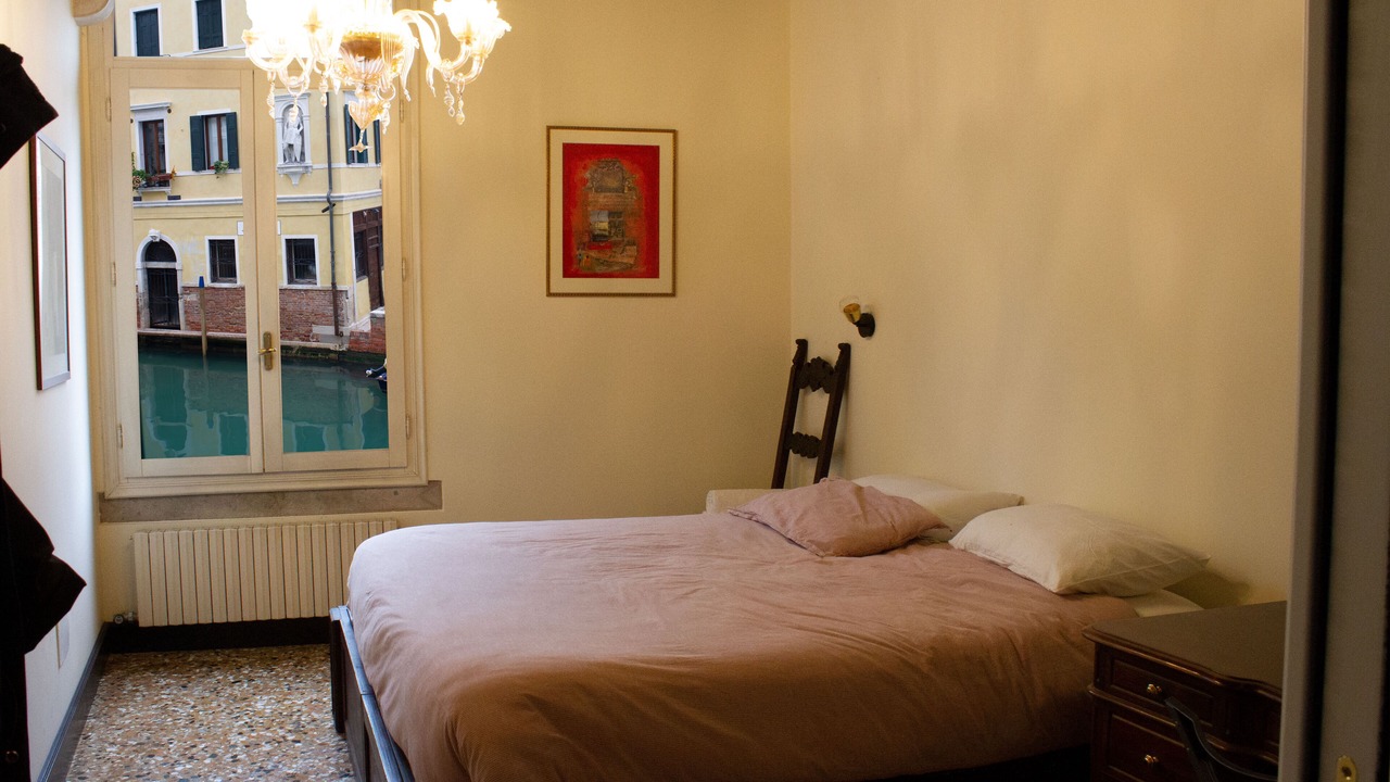 Photo of Bedroom in Dorsoduro