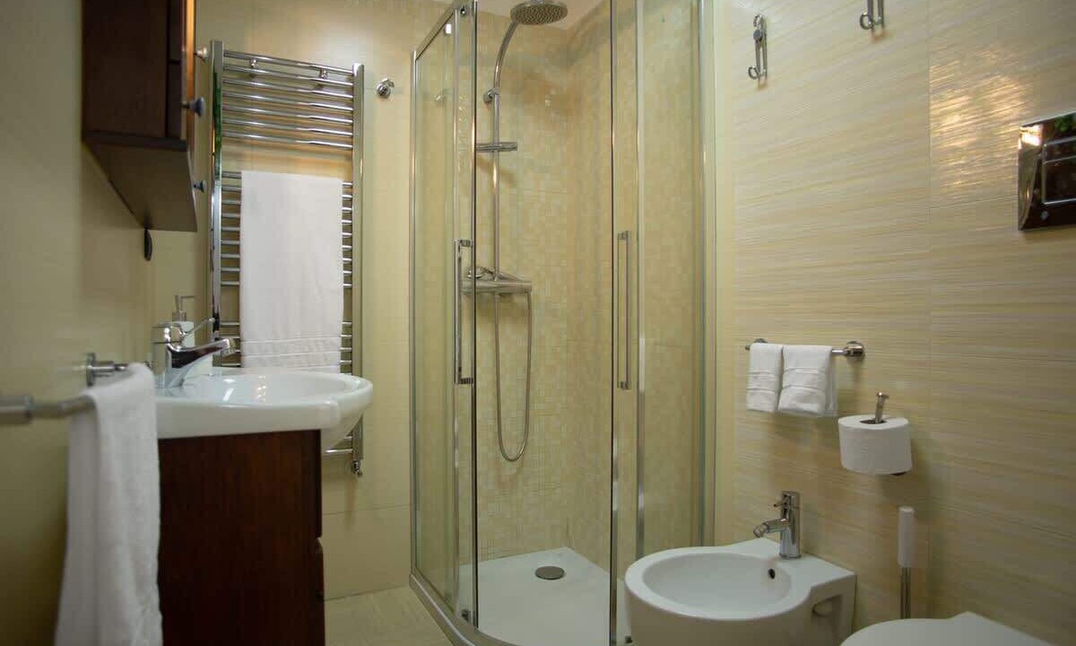 Photo of Bathroom in Brindisi Histotic Center