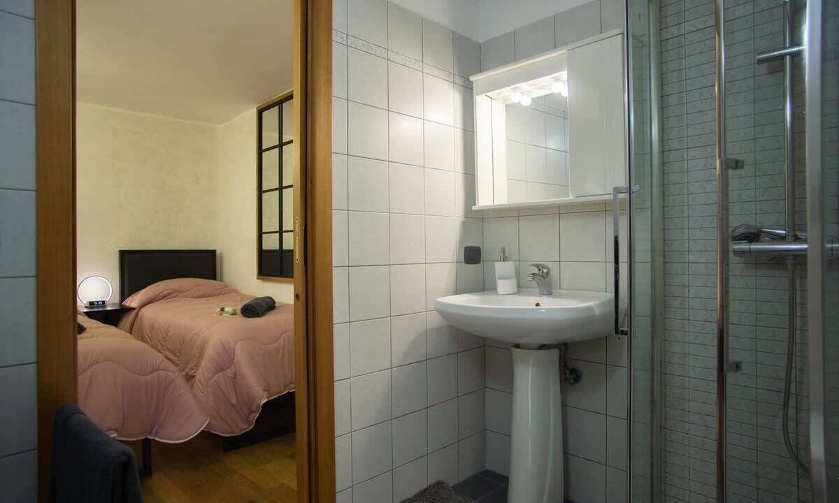 Photo of Bathroom in Brindisi Histotic Center
