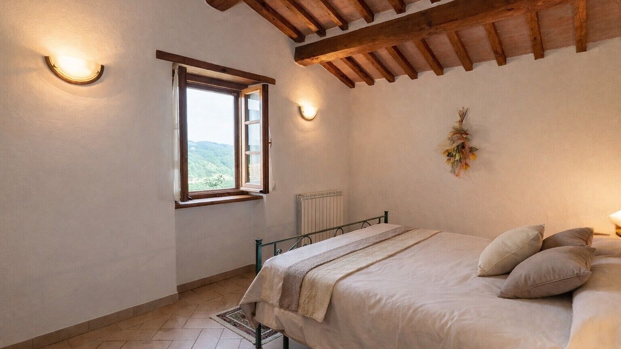 Photo of Bedroom in Lisciano Niccone