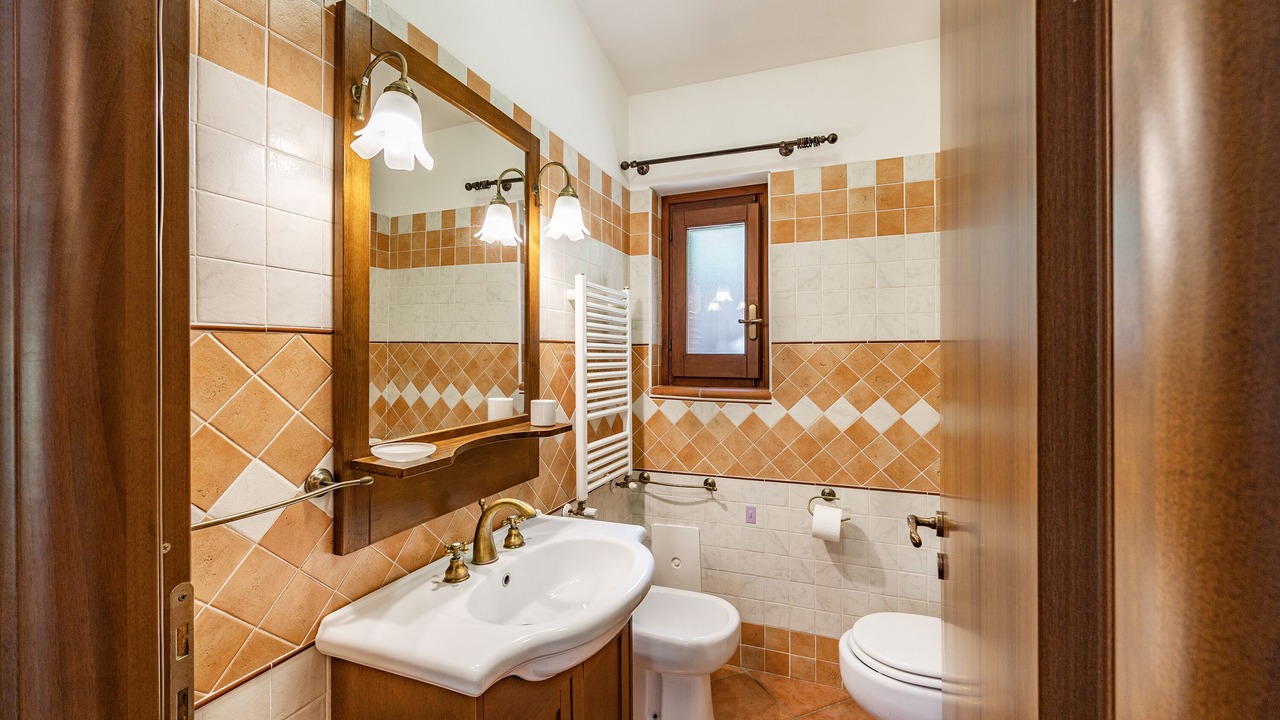 Photo of Bathroom in Casal Velino