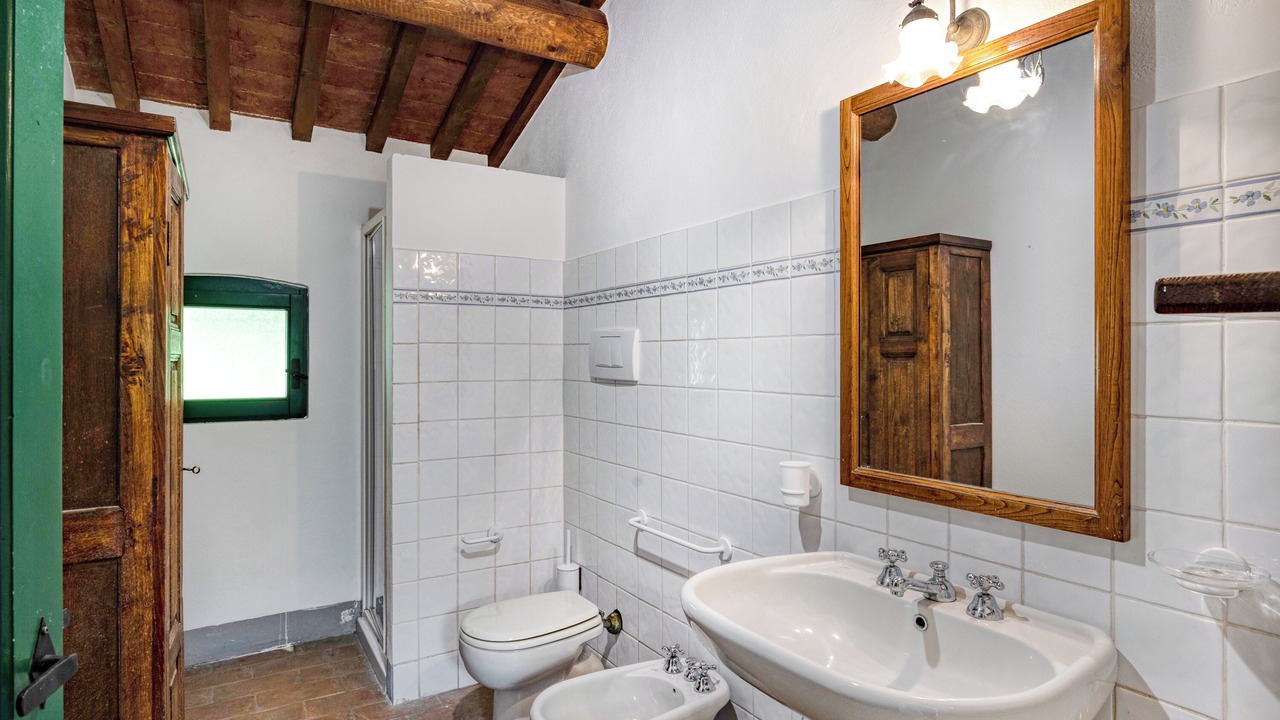 Photo of Bathroom in Monteleone d'Orvieto