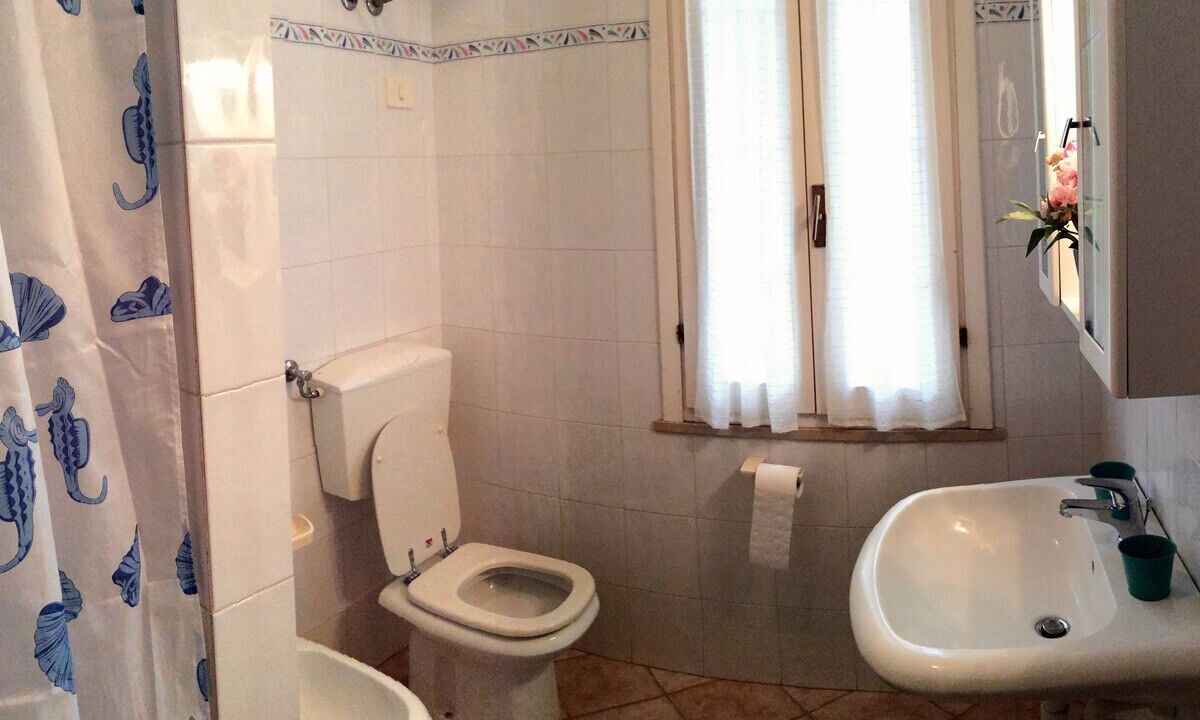 Photo of Bathroom in Lido di Capoliveri