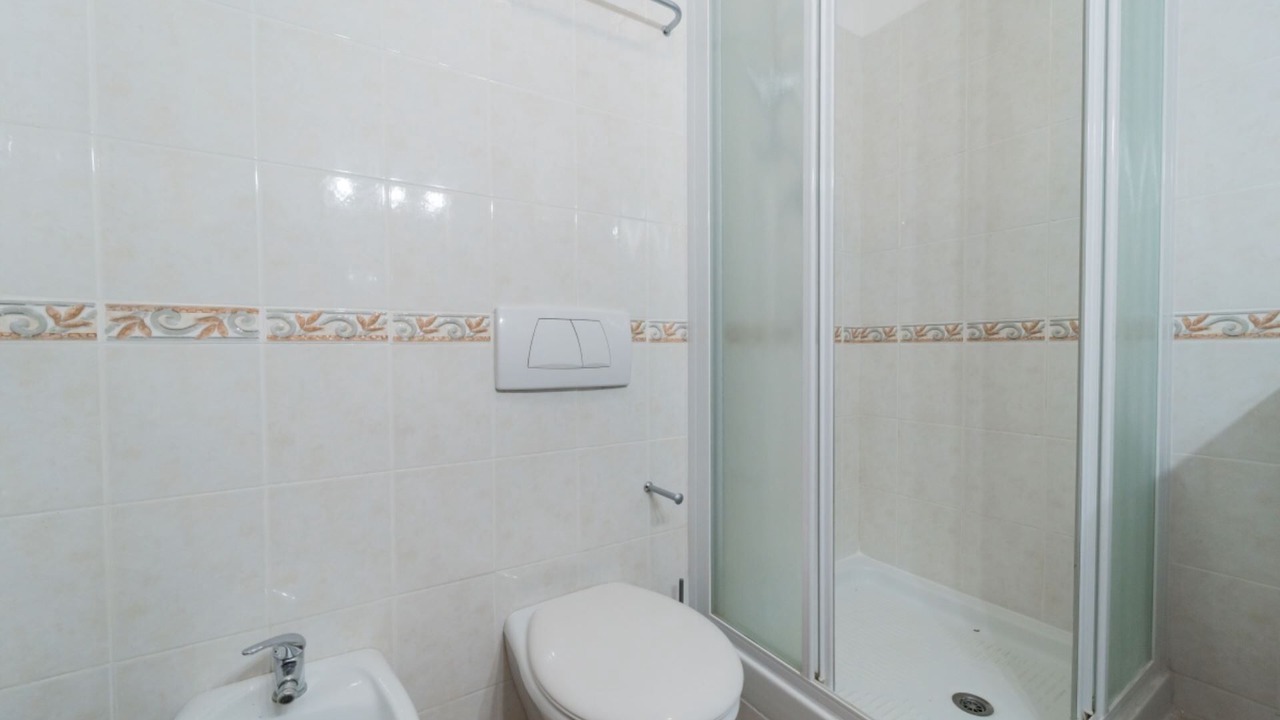 Photo of Bathroom in Naregno