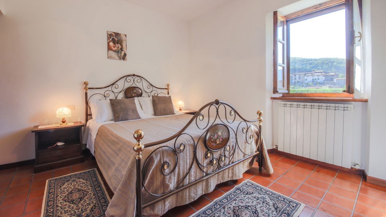 Photo of Bedroom in Lisciano Niccone