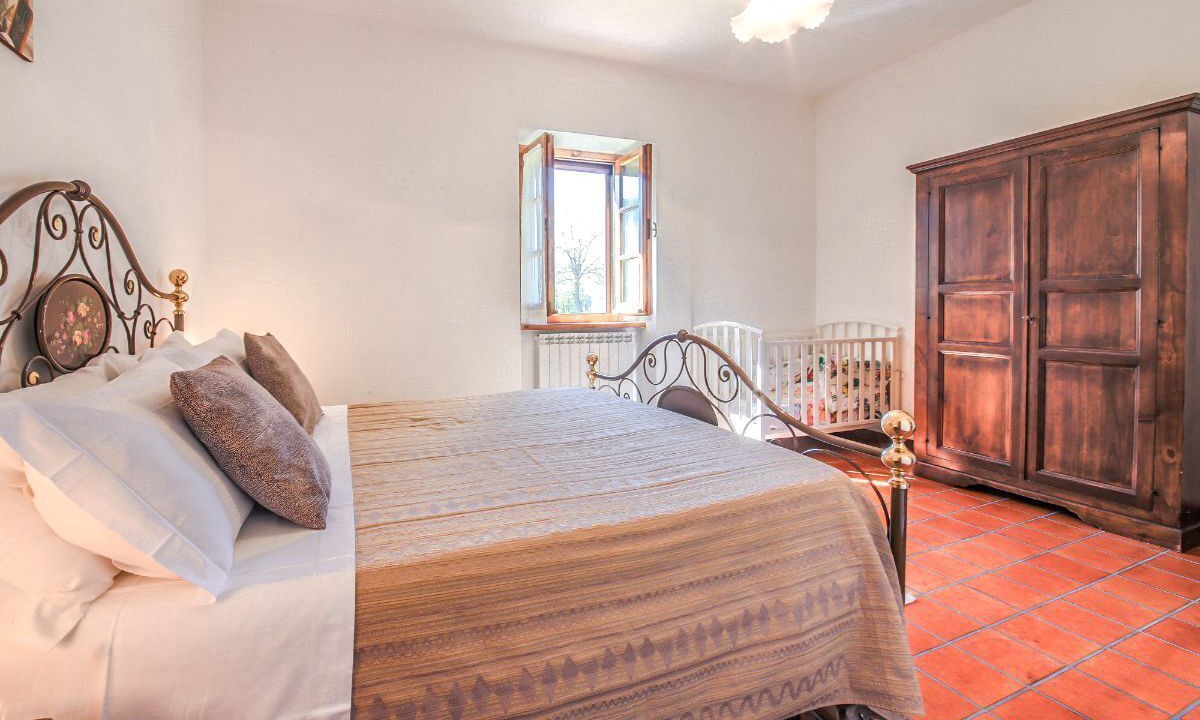 Photo of Bedroom in Lisciano Niccone