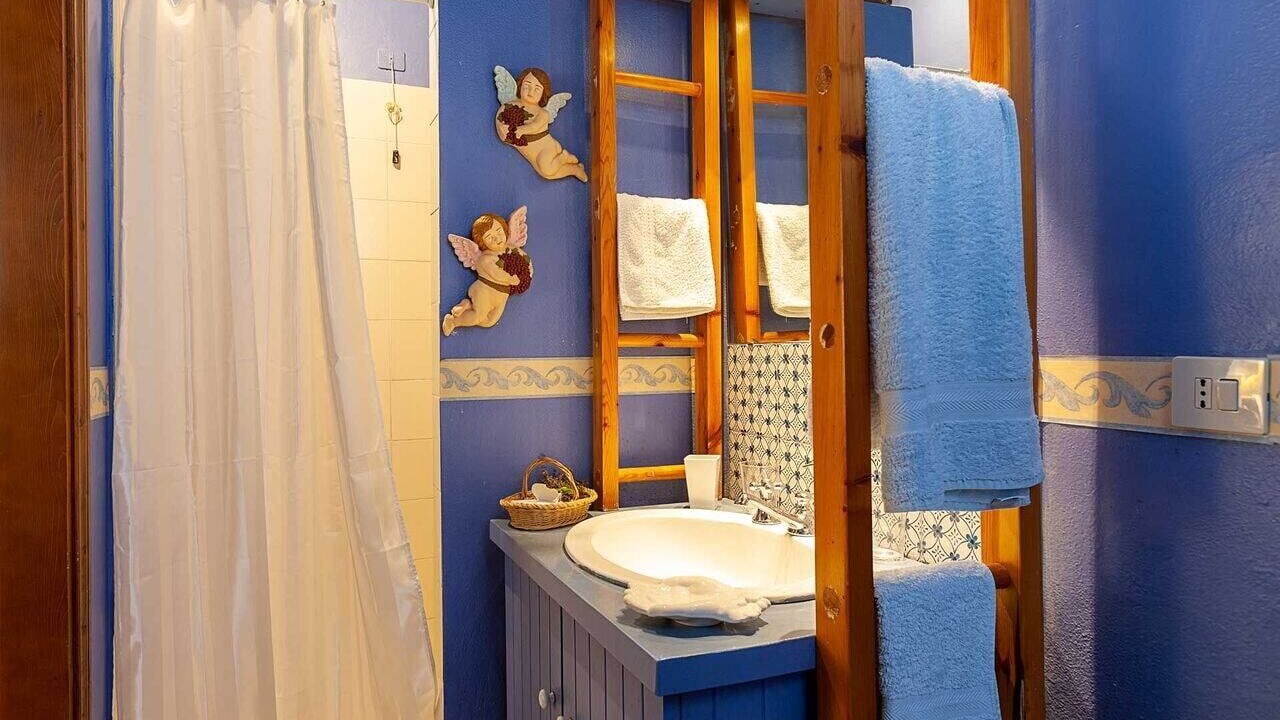 Photo of Bathroom in Ficulle
