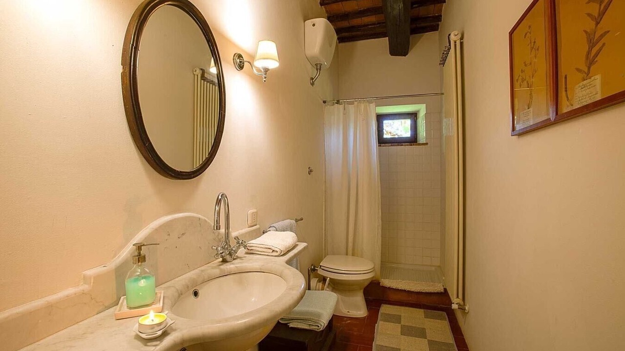 Photo of Bathroom in Ficulle