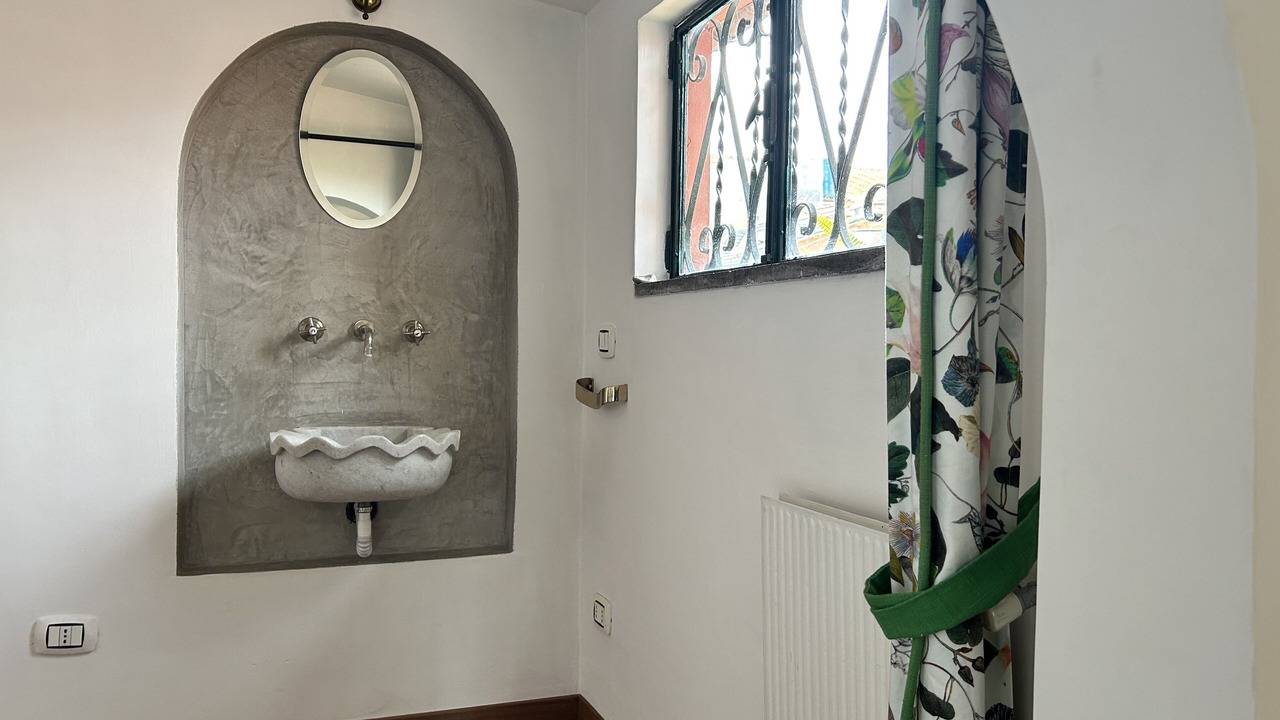 Photo of Bathroom in Rione VII Regola
