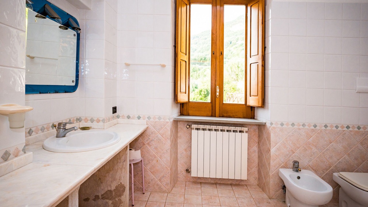Photo of Bathroom in Marina Lido