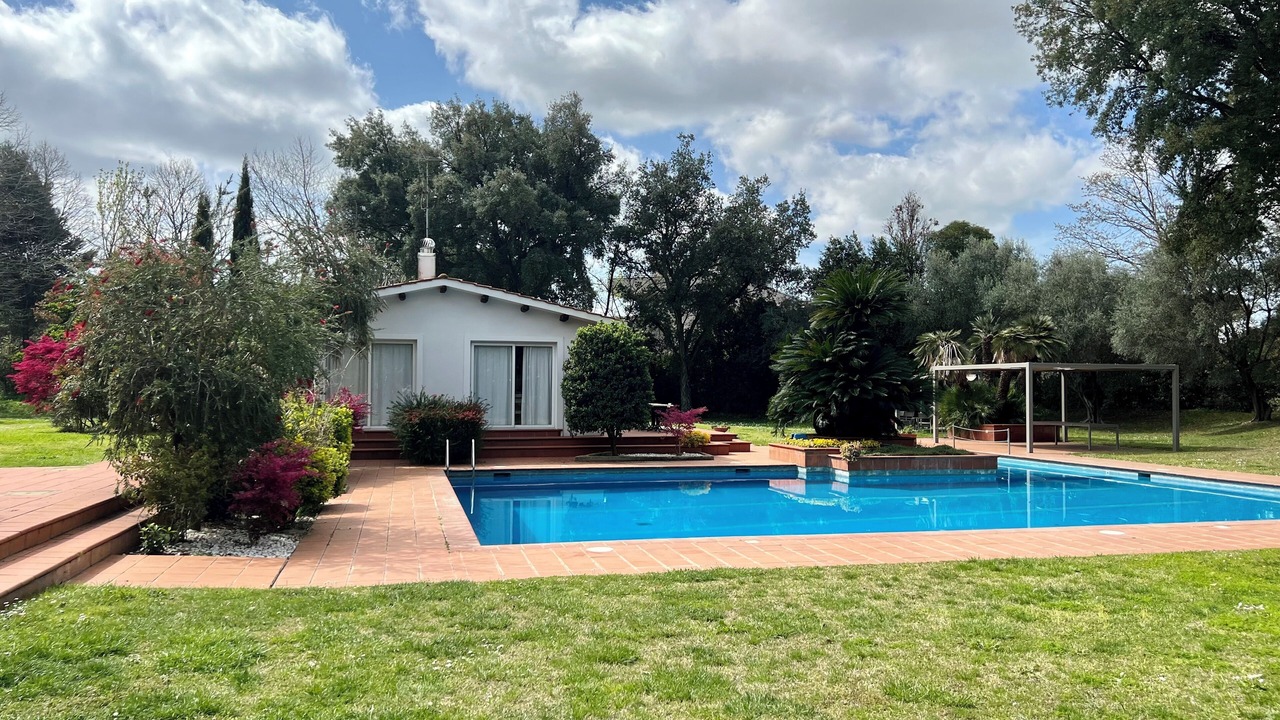 Photo of Outdoor in Aurelio