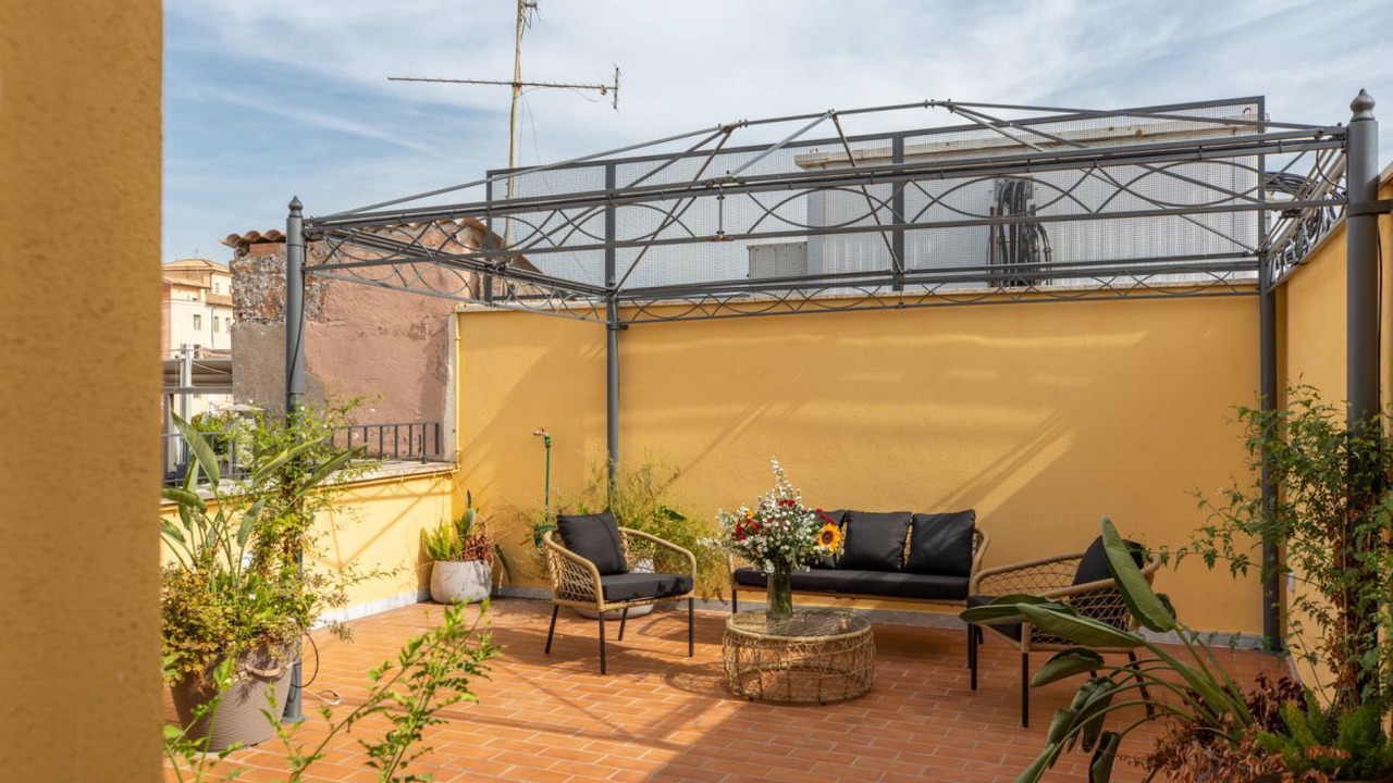 Photo of Patio Balcony in Monti
