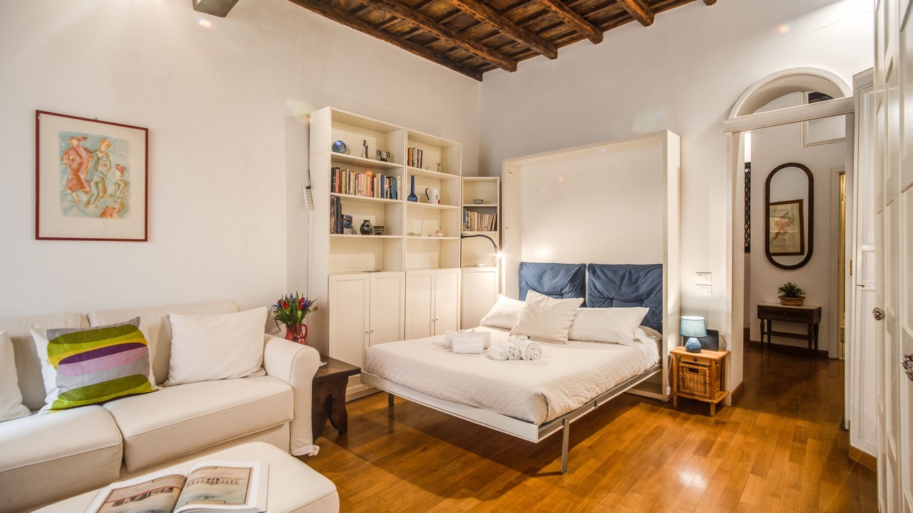 Photo of Bedroom in Rione VI Parione