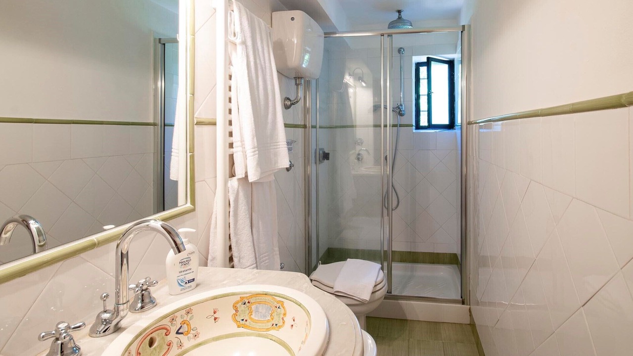 Photo of Bathroom in Capalbio