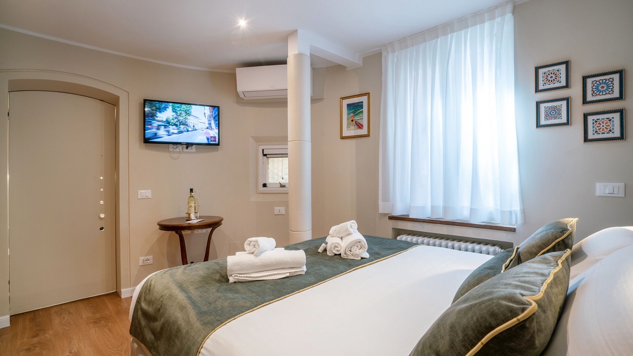 Photo of Bedroom in Rome City Centre