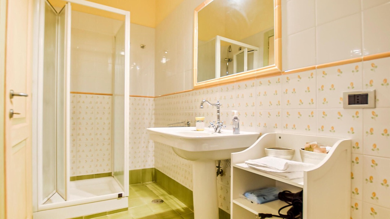 Photo of Bathroom in Alani