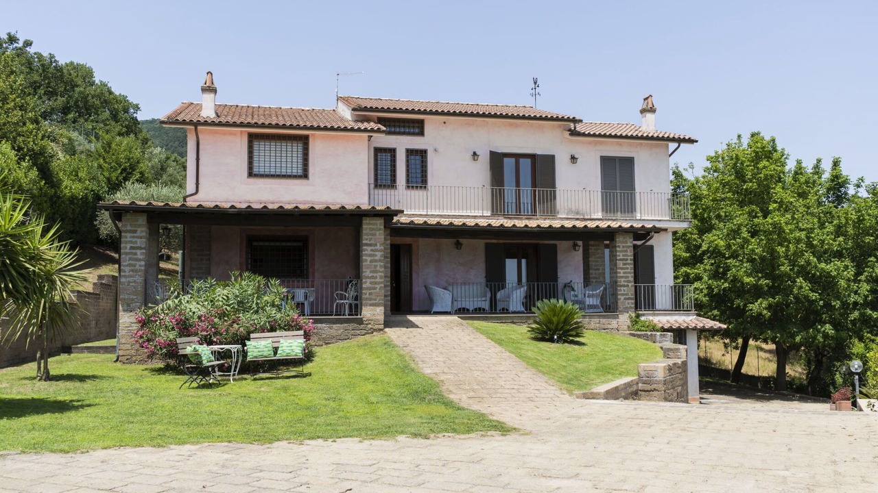 Photo of Others in Lake Bracciano