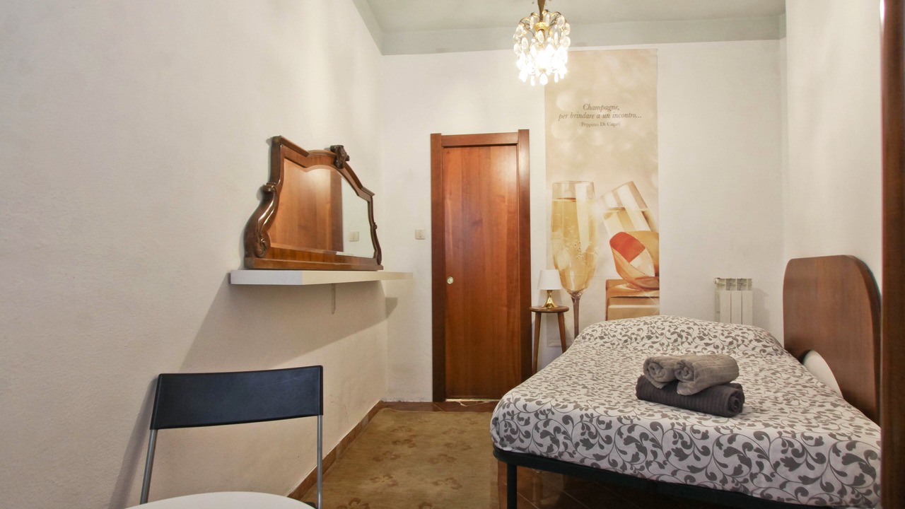 Photo of Bedroom in Esquilino