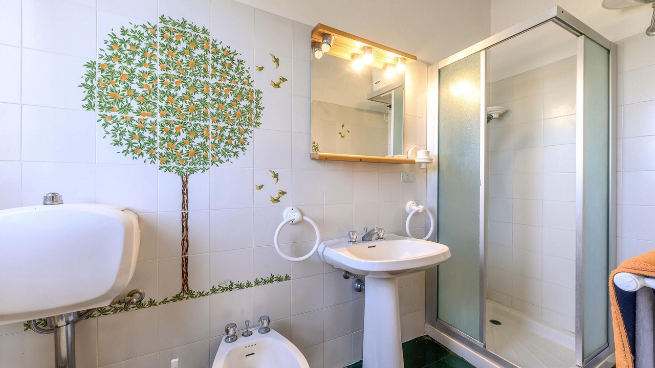 Photo of Bathroom in Campiglia Marittima