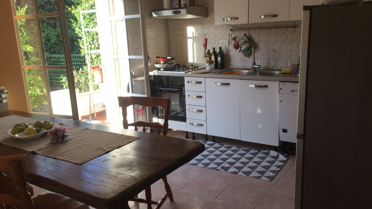 Photo of Kitchen in Zona XXXII Acilia Nord