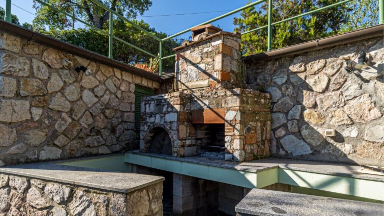 Photo of Outdoor in Naregno