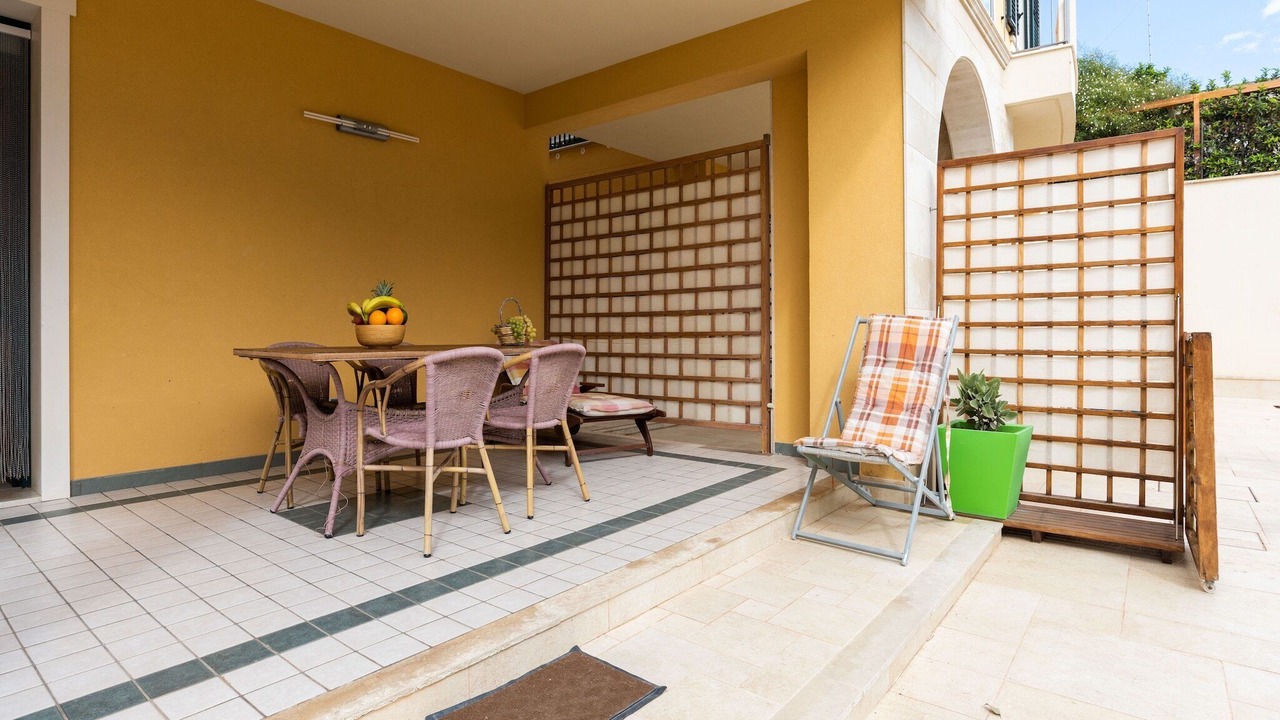 Photo of Patio Balcony in Reitani