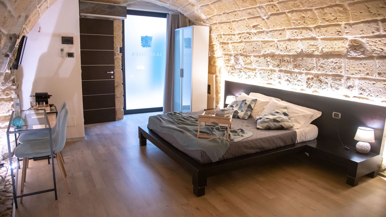 Photo of Bedroom in Trani