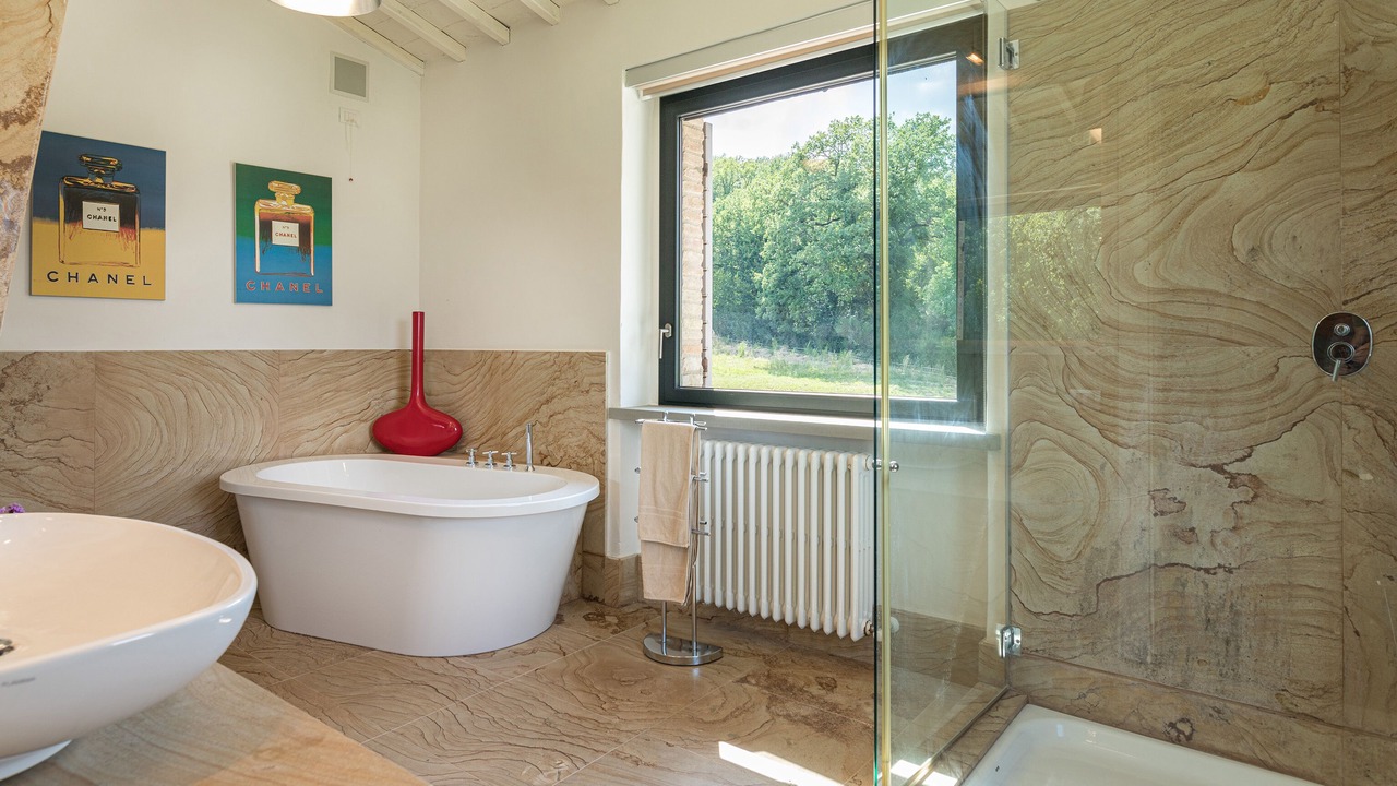 Photo of Bathroom in Todi