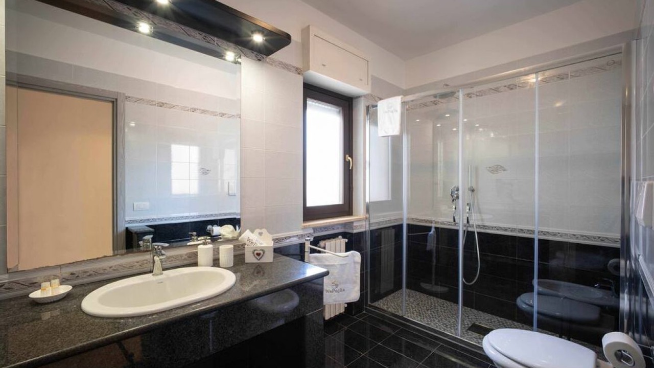Photo of Bathroom in Monopoli