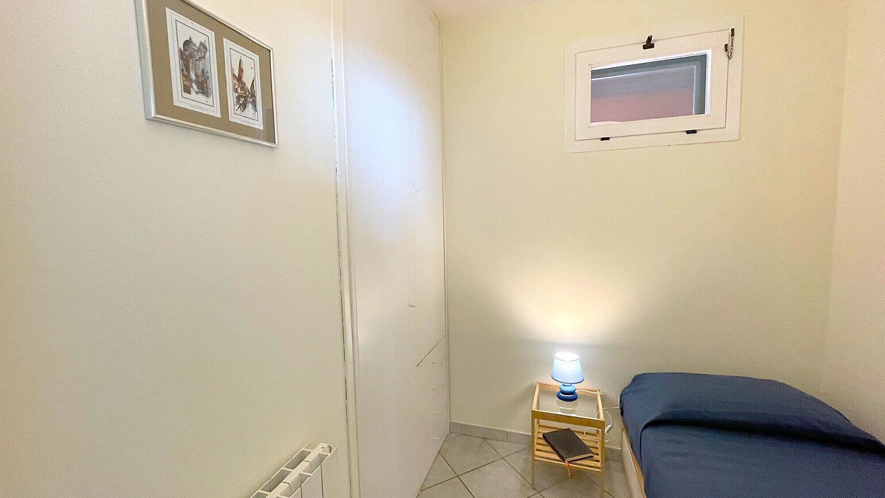 Photo of Bedroom in Saline Sadun