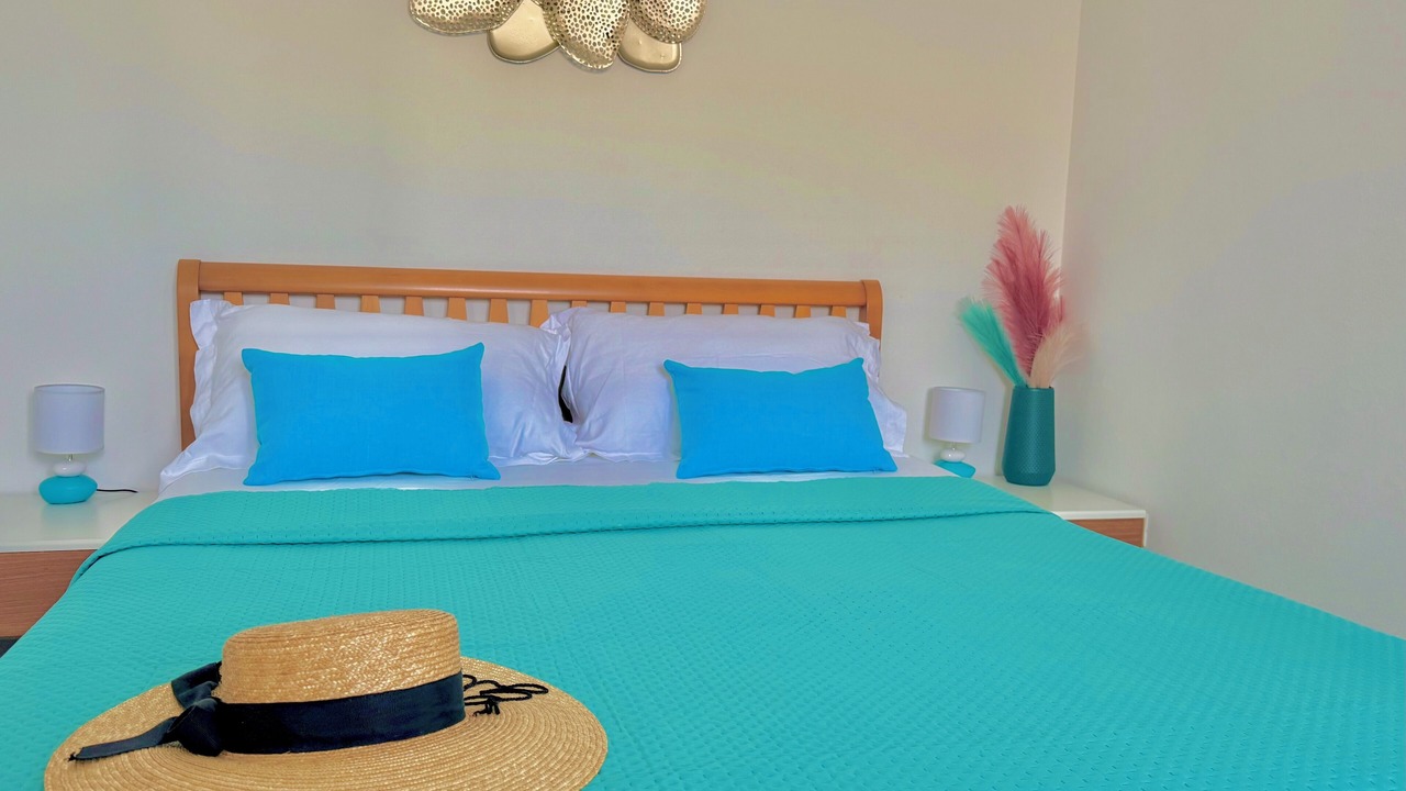 Photo of Bedroom in Le Forna