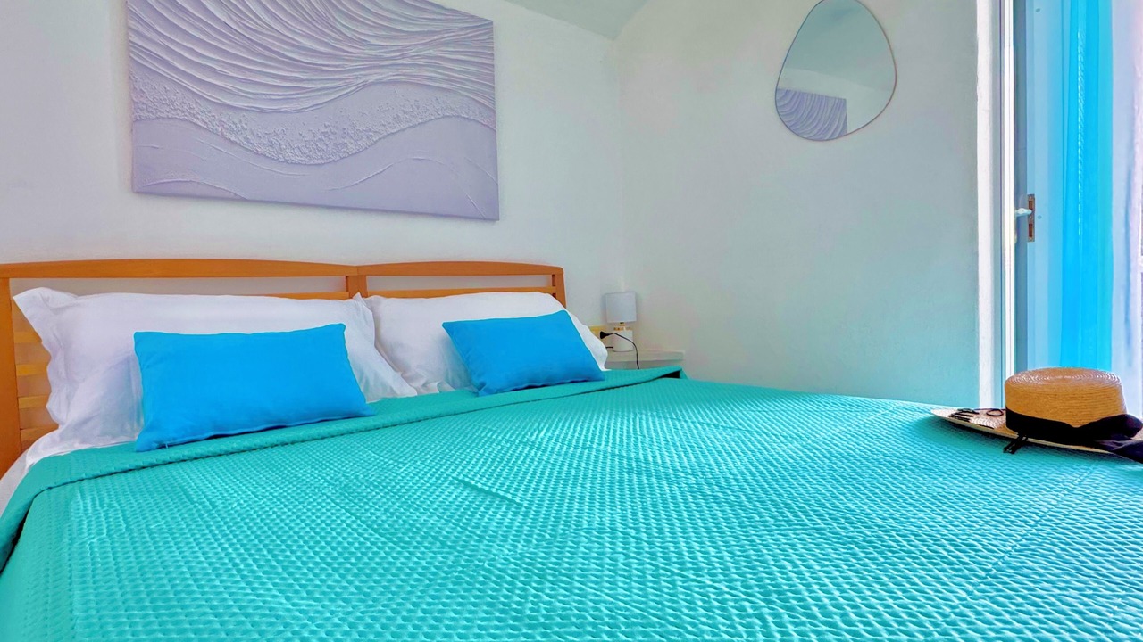 Photo of Bedroom in Le Forna