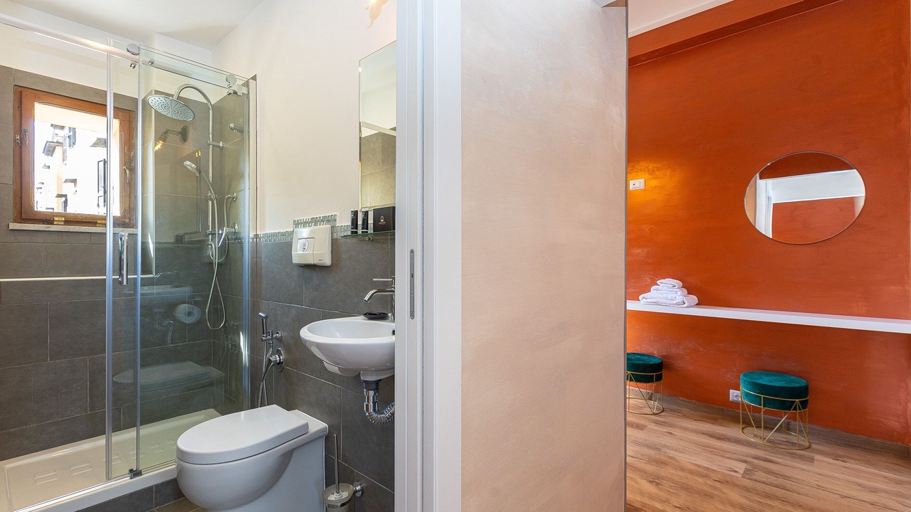 Photo of Bathroom in Repubblica