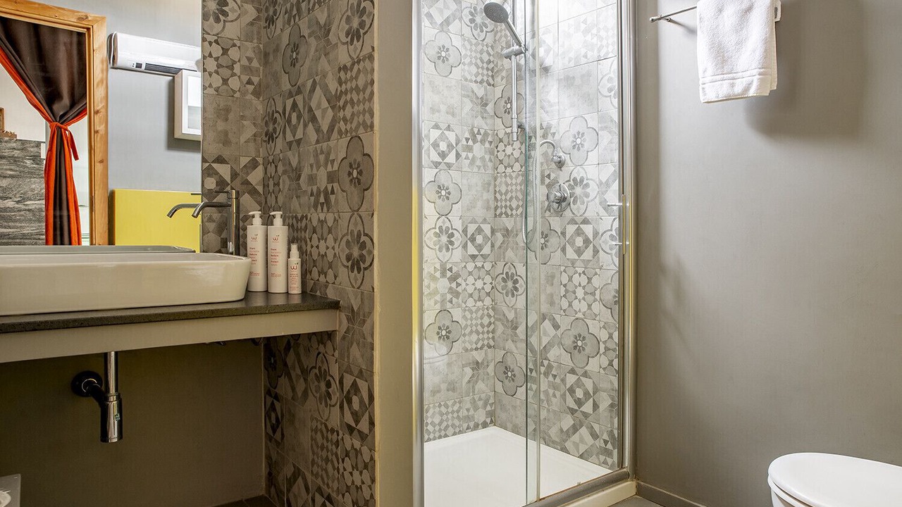 Photo of Bathroom in Noto Historic Centre