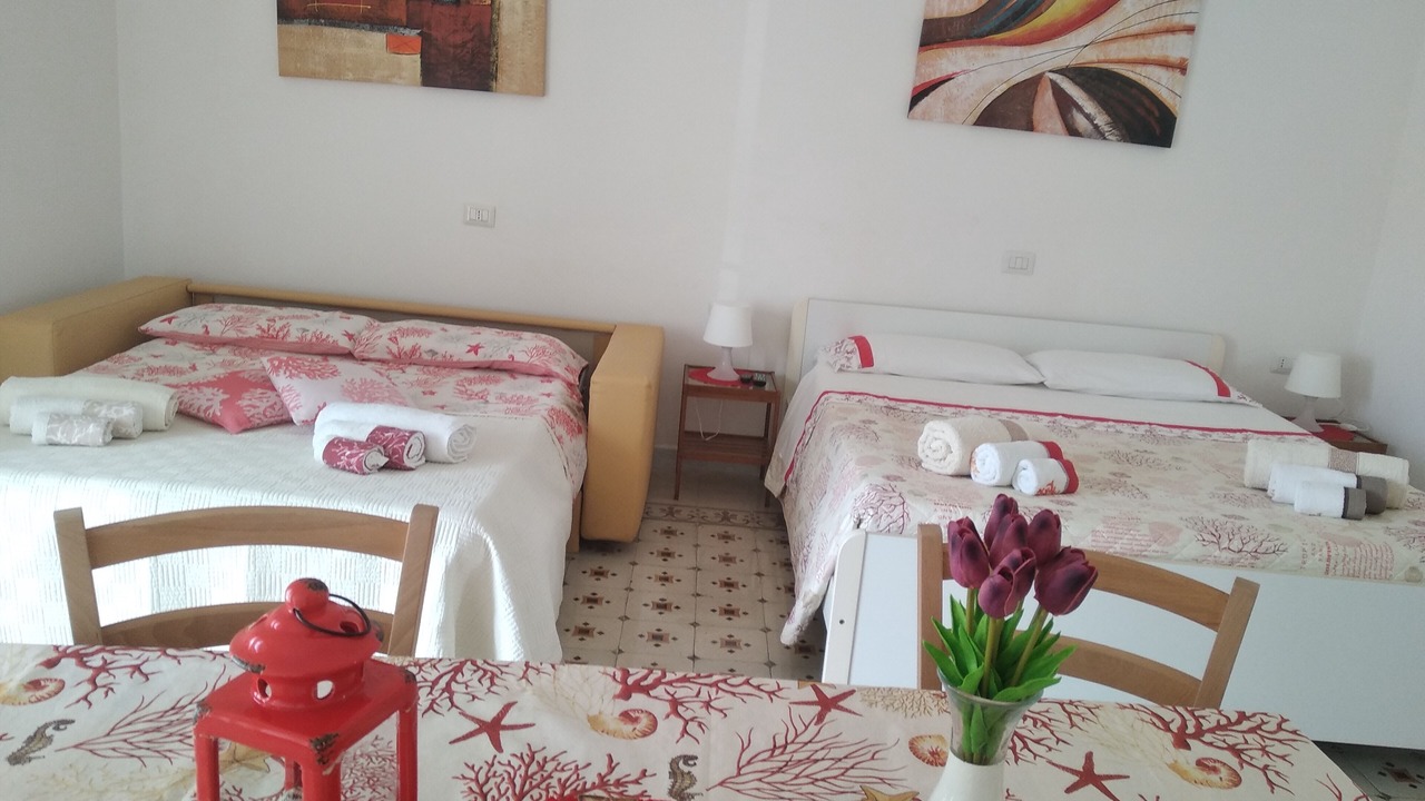 Photo of Bedroom in Le Forna