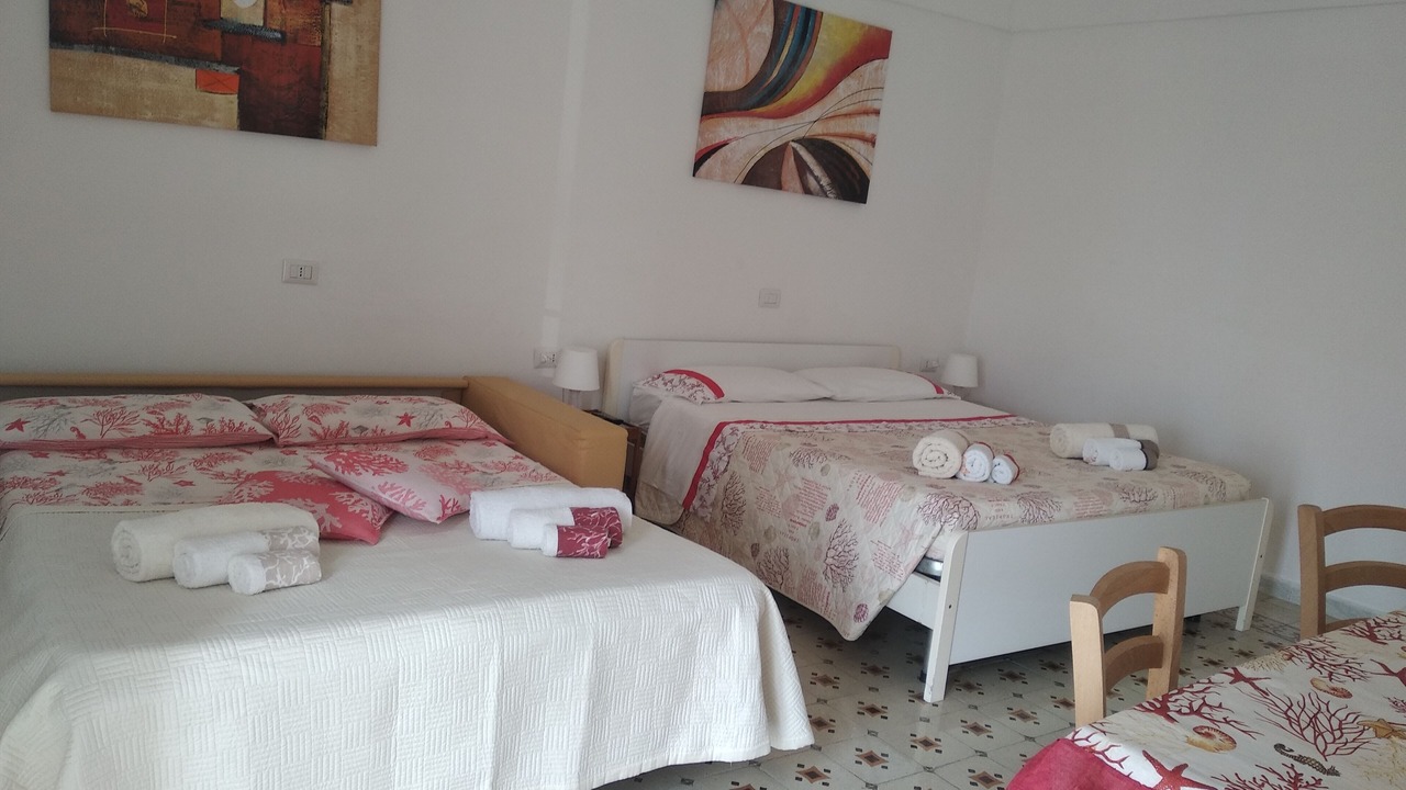 Photo of Bedroom in Le Forna