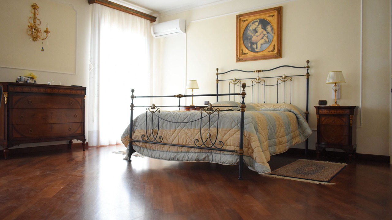 Photo of Bedroom in Copertino