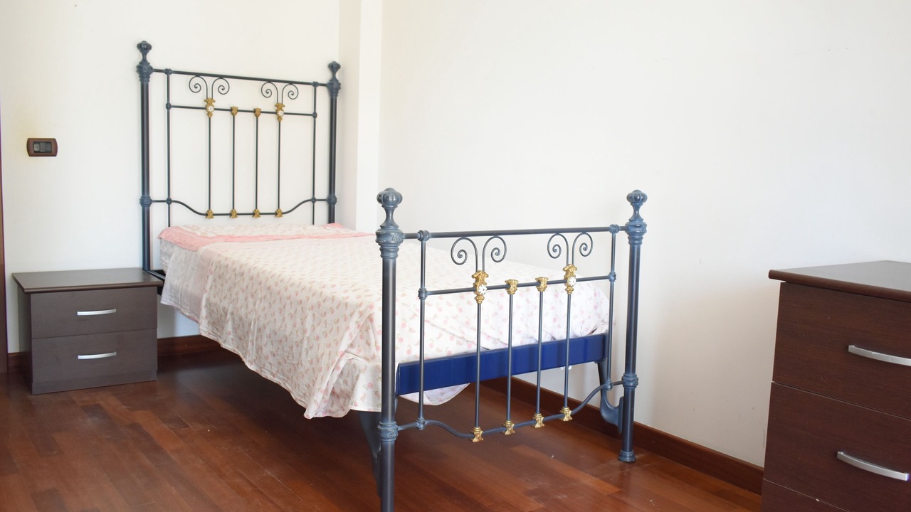 Photo of Bedroom in Copertino