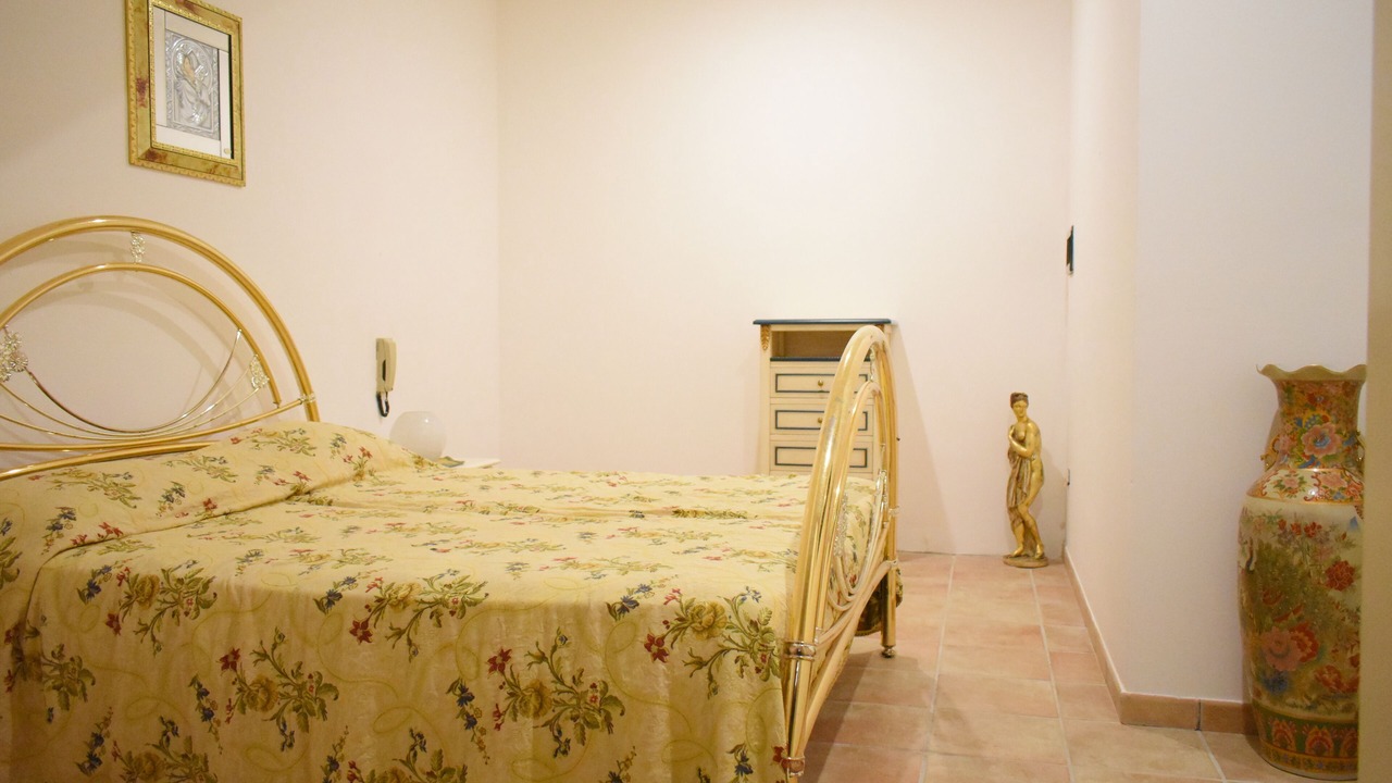 Photo of Bedroom in Copertino